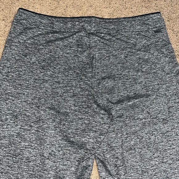 Kuhl Pant Bliss Soft Performance Knit Legging Pant Dark Heather Gray Large - Picture 6 of 9